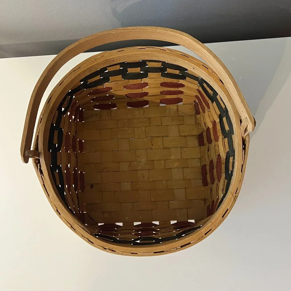 Lot of 2 Baskets